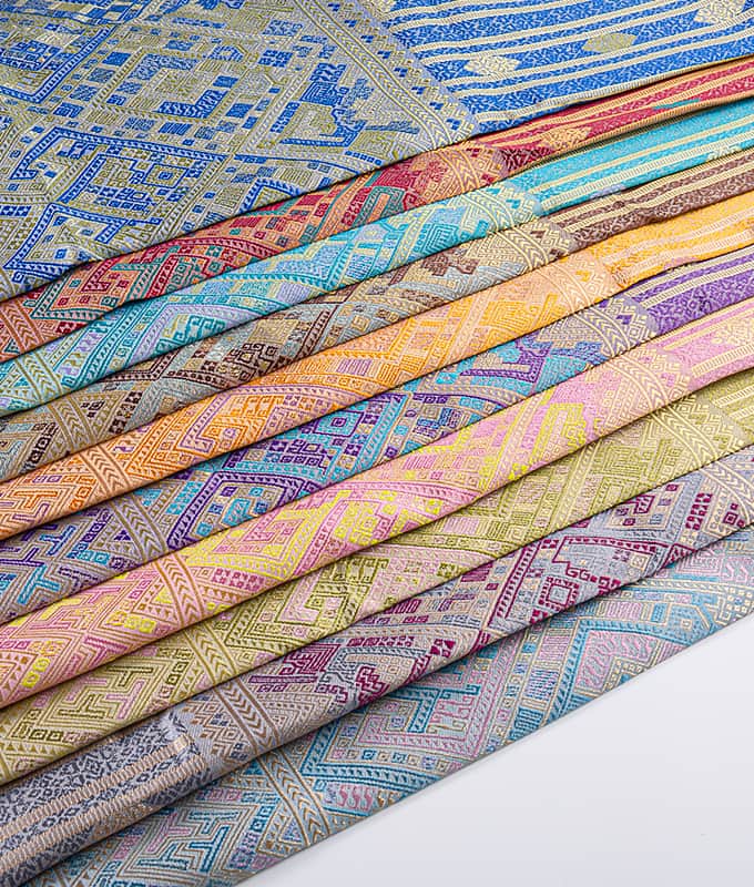 Ontto polyesteri jacquard-kangas Laosin perinteiselle sarongille